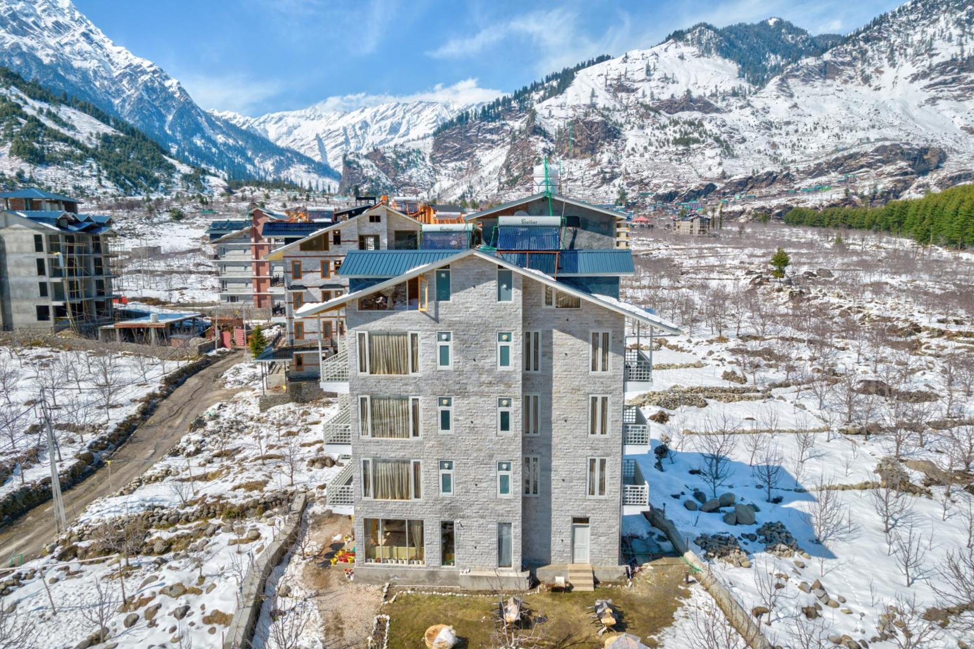 La Aero Resort Home In Snow Mountains มะนาลี ภายนอก รูปภาพ